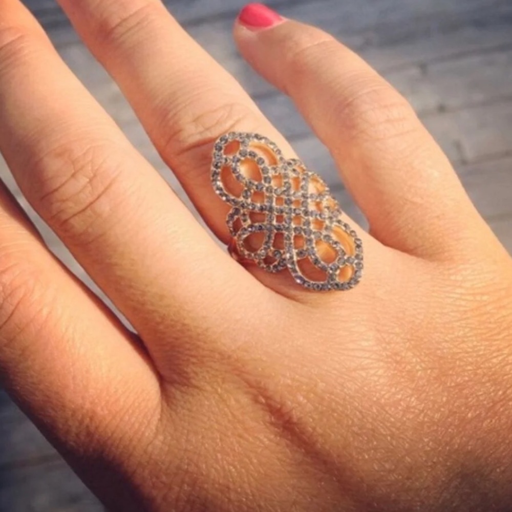 Stella & Dot Adjustable ring Gold